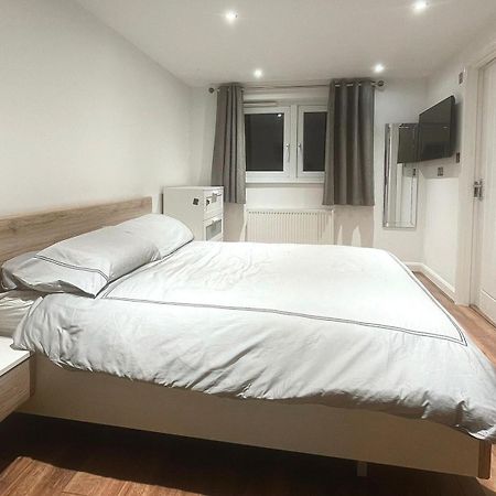 Spacious Private Room In Vibrant South London Thornton Heath Eksteriør billede